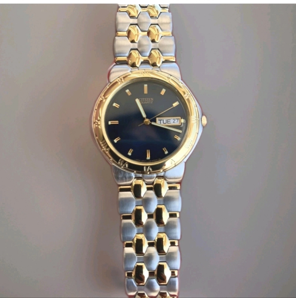 Citizen Vintage Men's Slim Blue Dial Unisex Quartz Elegant Dress Watch